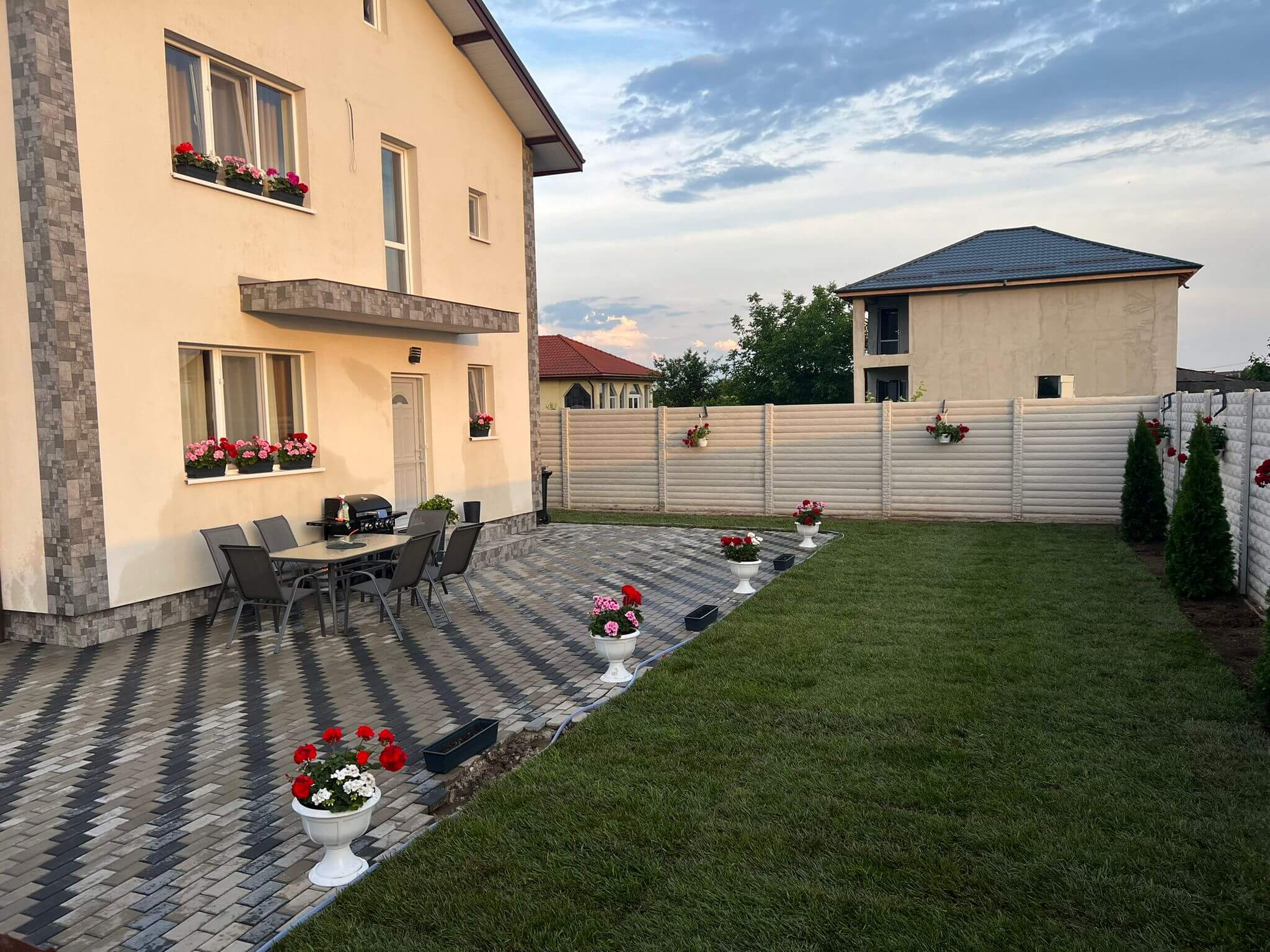 service single images